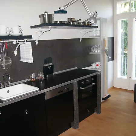 奥斯达特豪斯城市公寓酒店