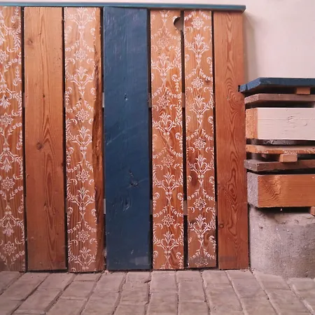 奥斯达特豪斯城市公寓酒店