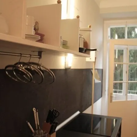 奥斯达特豪斯城市公寓酒店