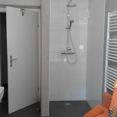 奥斯达特豪斯城市公寓酒店